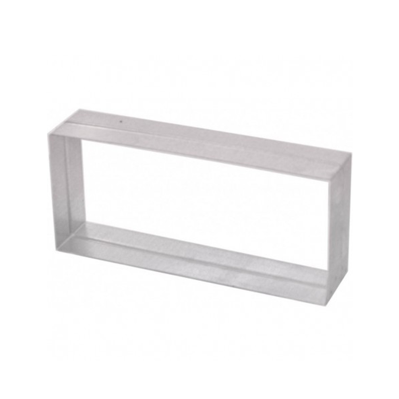 Vnútorná spojka na spájanie hranatých potrubí